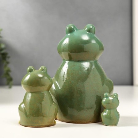 Souvenir Ceramics "Family Frogsat" set 3 pcs 16.5x11.8x9 cm-4