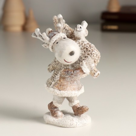 Souvenir Polystone "joyful elk with a Christmas tree" 7x5.5x11 cm