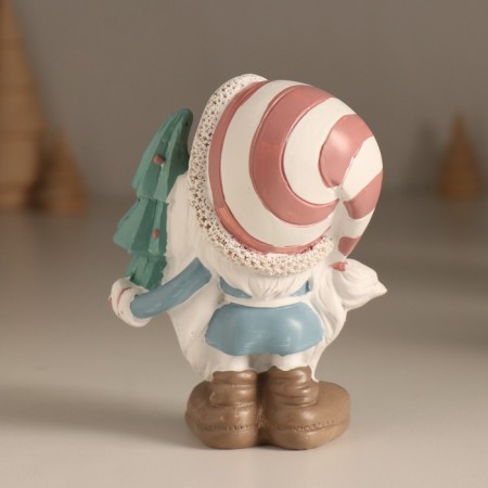 Souvenir Polystone "New Year's dwarf with a Christmas tree, which spent on one eye" 8x6x10.5 cm-2
