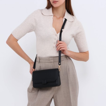 Bag Women's Messenger on Magnet, Black Color-9