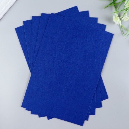 Hard felt 1 mm 20x30 cm blue-1