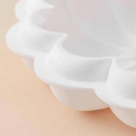 Form for mousse desserts and baking konfinetta "chamomile", silicone, 22 × 4.5 cm, white color-3
