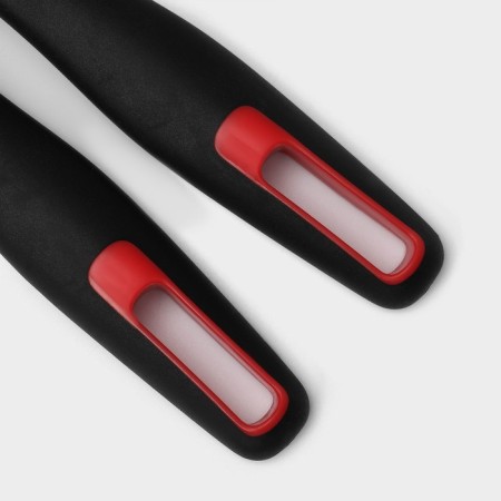 A press for garlic DIGMA, 21 cm, stainless steel, black color, red-9