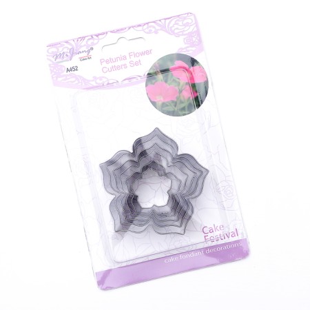 A set of forms for cutting the cookies "petunia petals", 7.5 × 7 cm, 6 pcs, chrome color-3