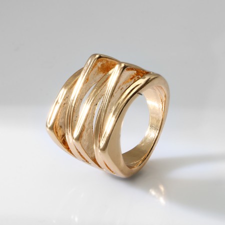 Ring Metal "Trend" movement, color gold, size 16-2