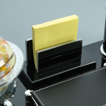 Table of desktop stationery 4V1-5