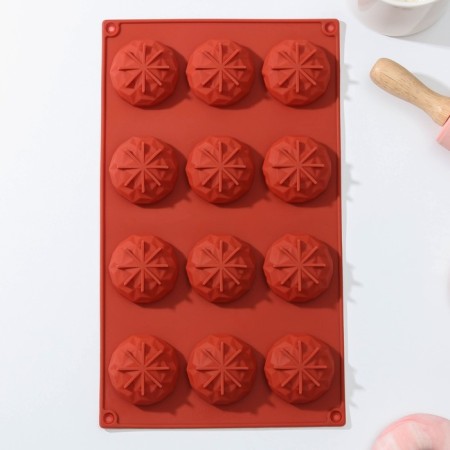 Baking the shade of the share "Crystal", silicone, 12 cells, 29 × 17 × 2.2 cm, d = 4.5 cm, brown color