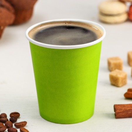 A single -paper cup, 250 ml, d = 8 cm, green color