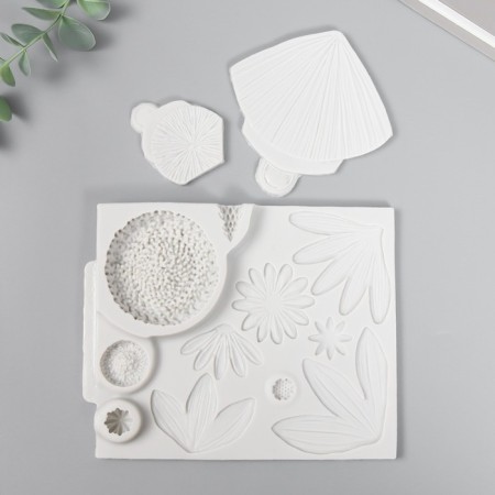 Mold Silicon "Flower" set 3 pcs 0.5x4x5.5 cm 0.5x9x9 cm 1.3x16x12.8 cm