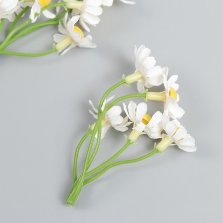 Flowers for decorating "chamomile in a bunch" Flower D-2 cm white 7 cm-1