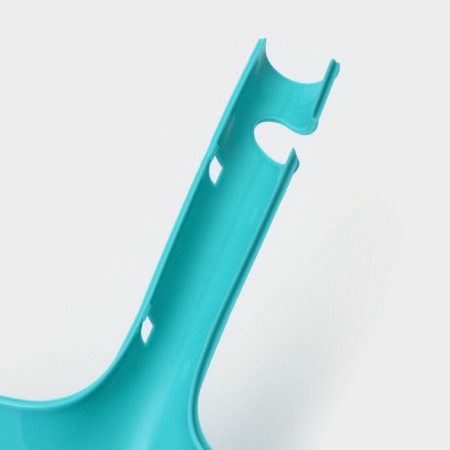 Paul Venik with the School "Practitioner", the color is turquoise-2