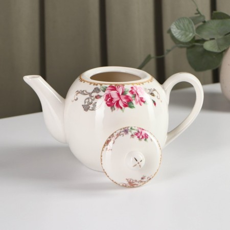 Porcelain teapot “Adelin”, 800 ml, white color-1