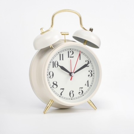 An alarm clock "Pennant", with backlight, D-9 cm, 17 x 11.5 cm, white-3