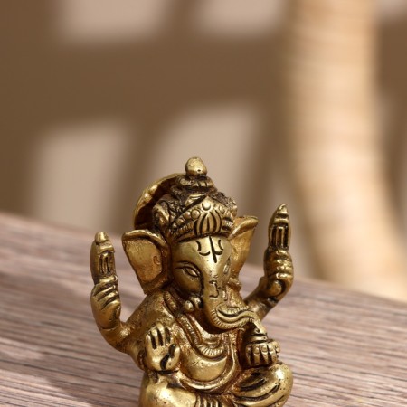 Souvenir "Ganesha" brass 5 cm-1