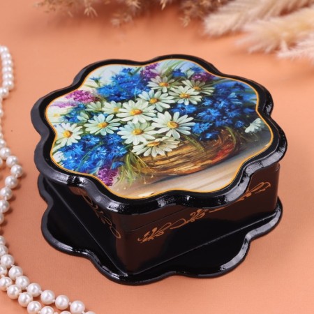 Casket "Bouquet of wildflowers", black, 16 x 16 cm, lacquer miniature