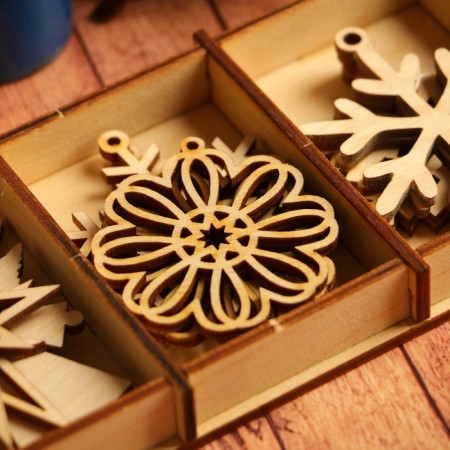 A set of blanks for creativity "Snowflakes and toys", 6 species, 12 pcs, size 6x5 cm-1