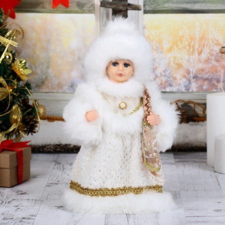 Snow Maiden "chic, in a white-gold fur coat and hat" moves, 29 cm