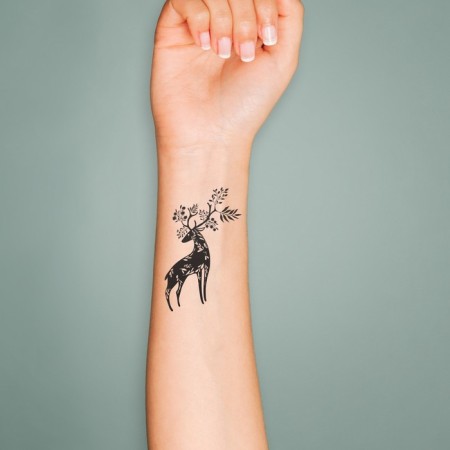 Tattoo on the body Black "Deer" 6x6 cm-2