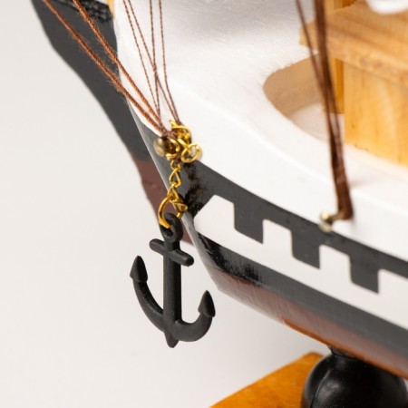 Souvenir Small Small “Three -Mature”, black sides with a white strip, white sails, 20 × 5 × 19 cm-1