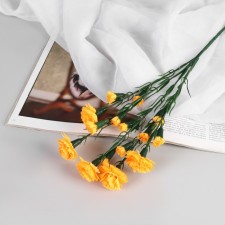 Artificial flowers 