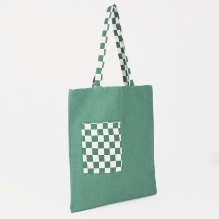 The shoper bag is bilateral, without fastening, outer pocket, green color