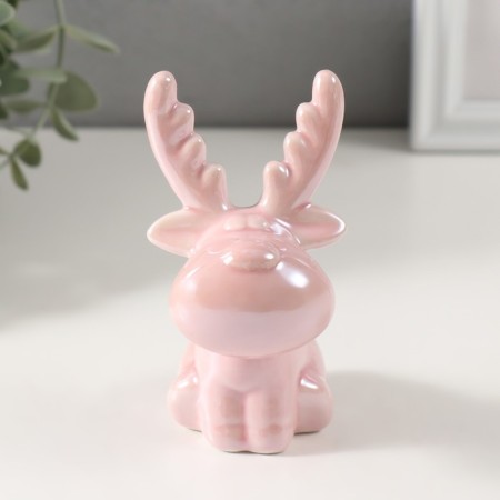 Souvenir Ceramics "A deer is puffy with short legs" 7.4x5.5x10.3 cm