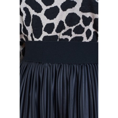 Women's skirt, size 46-4