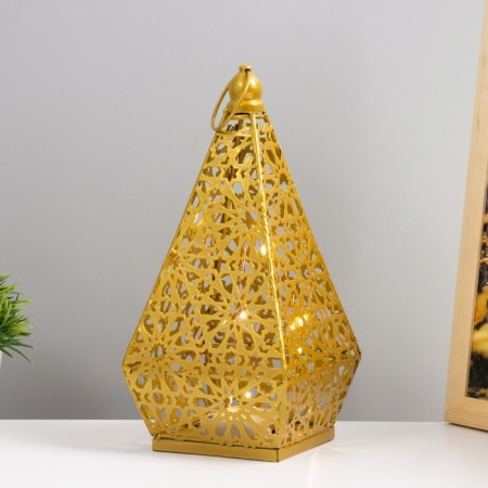 Spinker "Eastern Lantern. Pyramid" LED from batteries 3haaa gold 22x10.5x10.5 cm Risalux-1