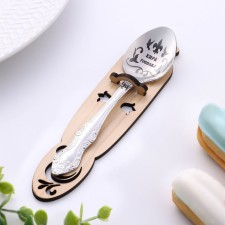 A spoon is registered, tea, with an engraving 