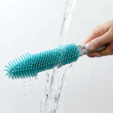 Brush with a handle, with rubberized bristles, 27x5x3 cm-5