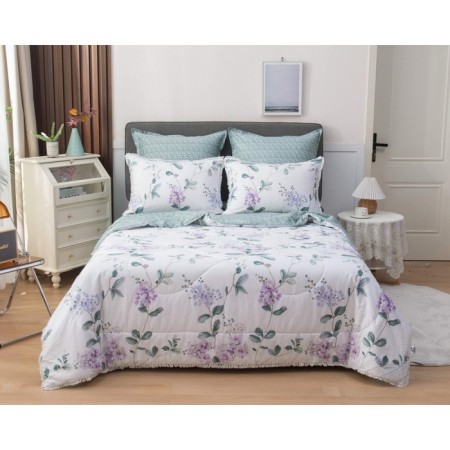 A set with a blanket 1.5 joint venture "Bernadett": sheet 180x230 cm, 150x210 cm, 50x70 cm - 2 pcs
