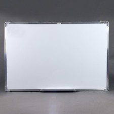 The magnetic board is one -sided