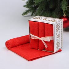 A set of terry towels 
