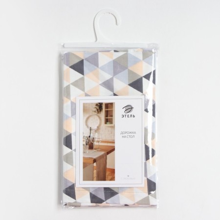 Triangles Ethel Patho 40x149 cm, 80% HL, 20% PE, satin 110 g/m2-6