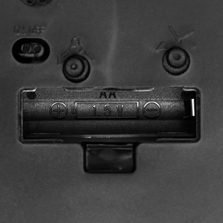 Clock - desktop an alarm clock, discrete move, dial d -15 cm, 15.5 x 4.5 cm, aa-3