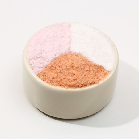 Gift set of Love cosmetics, bathtub salt 3 x 100 g, pure happiness-1