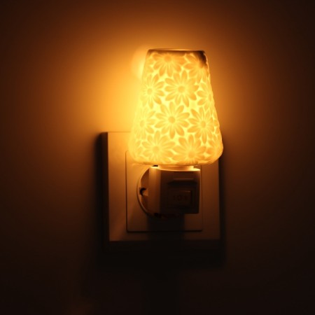Lamp "Flowers" 1x7W E11 white 7x7x12cm-7