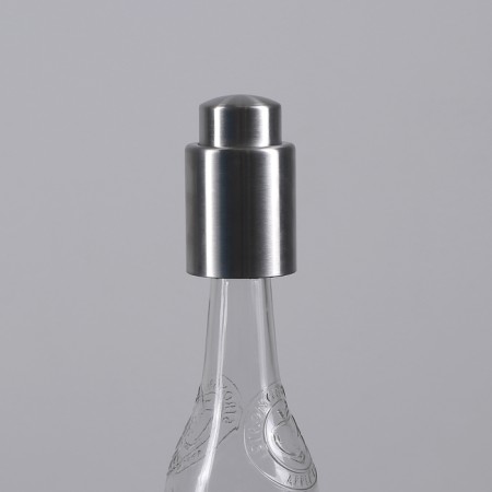 Vacuum plug "Profi", 4.5 × 7 cm, silver color-2