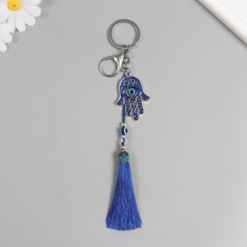 A keychain with a carbine from the evil eye metal 