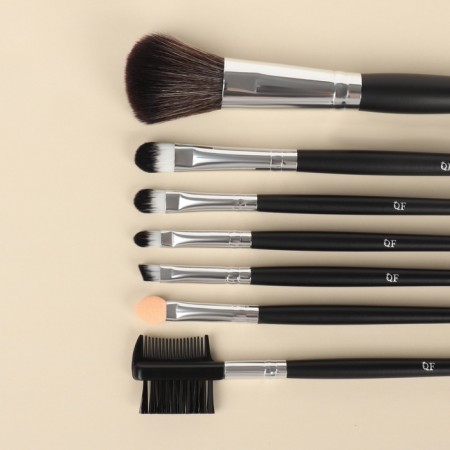 A set of makeup brushes "monogram", 7 objects, a cover on a button, golden color/black-3