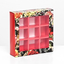 Box for 9 sweets with a shell, 