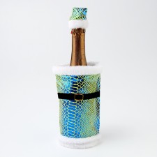 Clothing for a bottle 