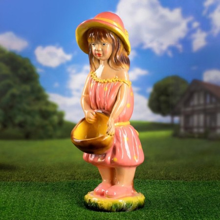 Garden figure "Girl with Bolshoi basket" 20x24x65cm mix-5
