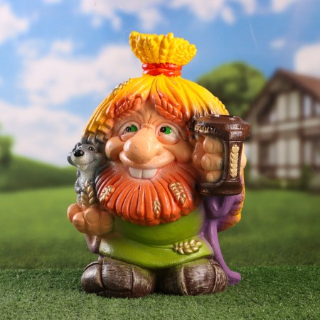 Garden figure "Brownie" 28x24x37cm-1