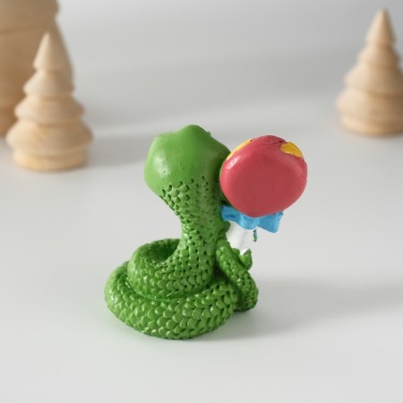 Suvenir Polystone "Snakes with Lollice" 4.2x5.8 cm-3