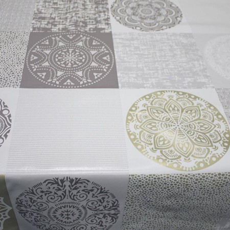 Oilcloth Futura 140 cm, roll 20 m, drawing "Lorenzo Golden"-1