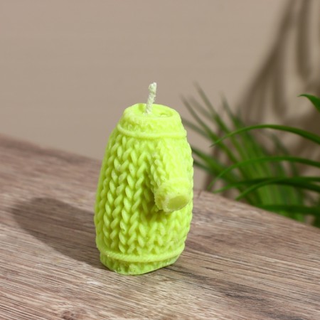 Candle "sweater" 3x3x6 cm, soy wax mix-2