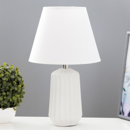 Lesen's table lamp E27 40W white 20x20x40 cm Risalux