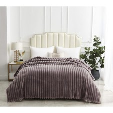 Sofi de Marko “Ornella” plaid, size 220x240 cm, mokko color