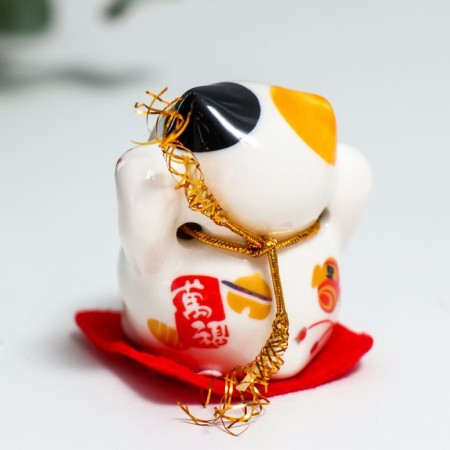 Souvenir Ceramics "Mani -Neko - pleasure" 4.5x3.8x4.6 cm set of 5 pcs-4